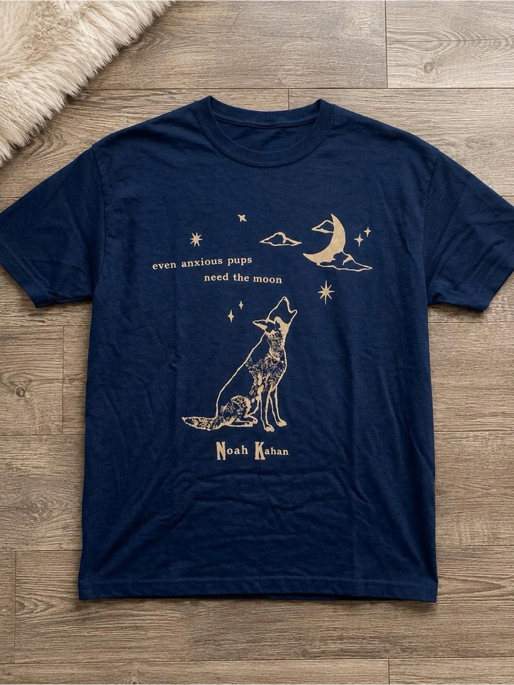 Gildan Navy Blue Graphic Tee with Beige Wolf Moon Print